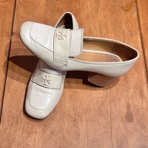 Tory Burch Cream Beige Croc-Embossed Loafer Block Heel - Sz 7